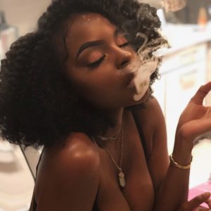 La jeune erwiderte au naturel chaud assOMEment à La Flèche 🌟 Aisha - rencontre-Black-La Flèche